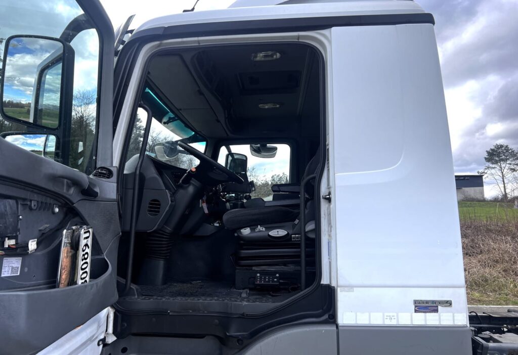 2012 Mercedes-Benz Actros 2541 6x2*4 Chassis-Kabine