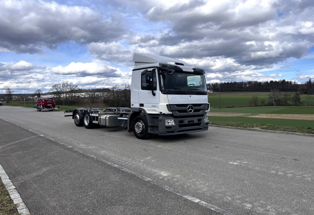 2012 Mercedes-Benz Actros 2541 6x2*4 Chassis-Kabine
