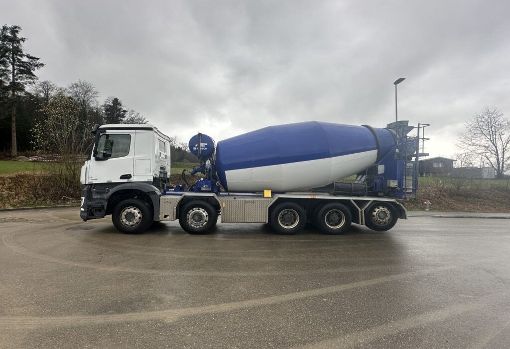 2018 MB-Arocs 4451 10x4 Betonmischer