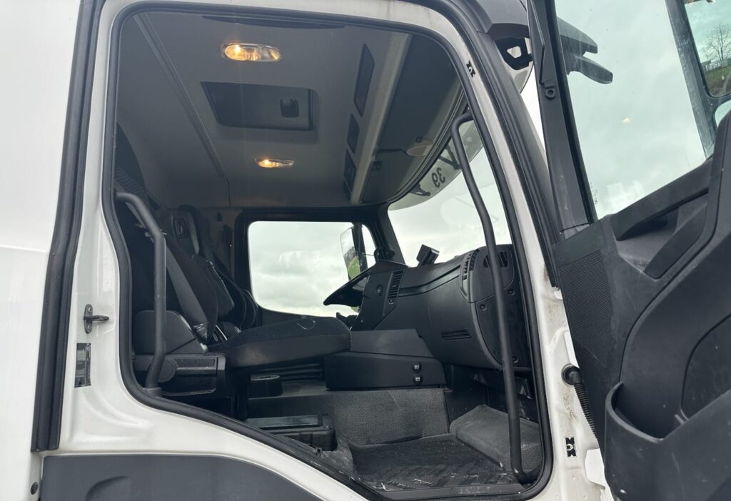 2018 MB-Arocs 4451 10x4 Betonmischer