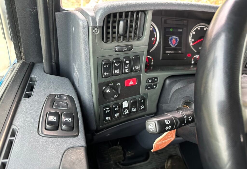 2015 Scania G490 LA 6x4 SZM