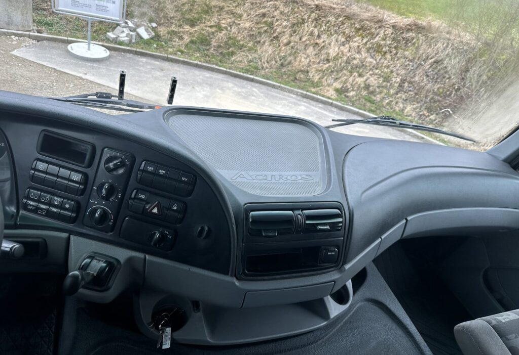 2007 MB-Actros 4448 10x4 2-SK
