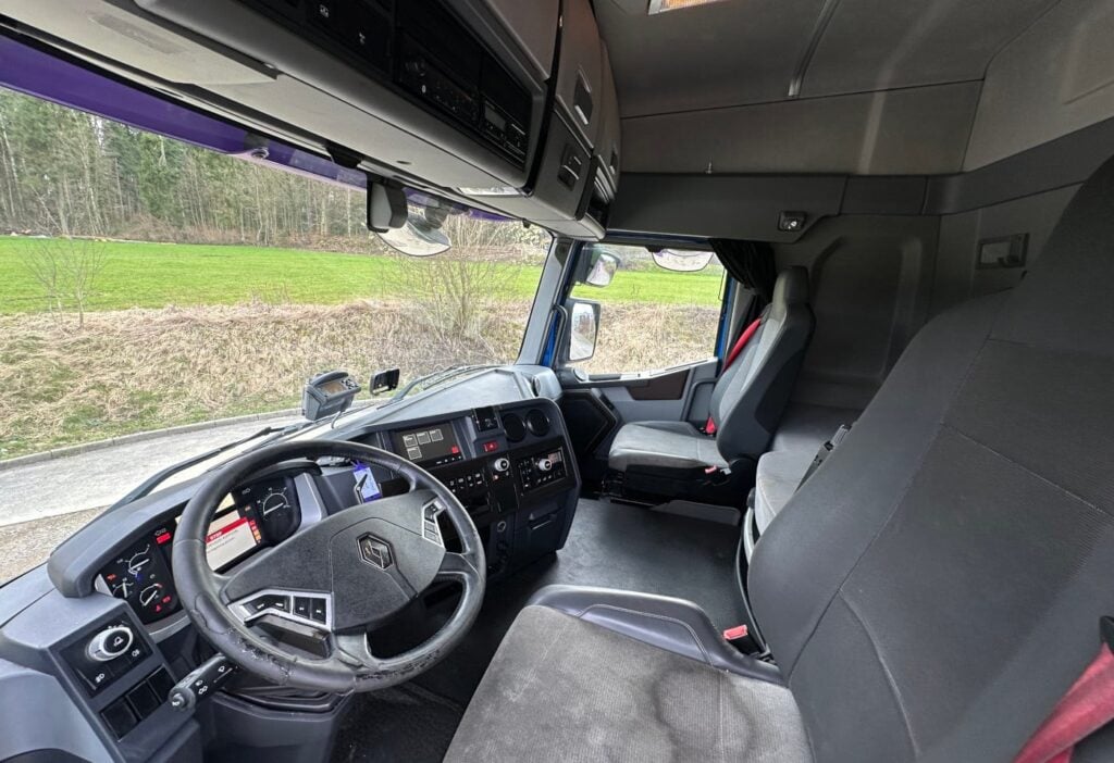 2017 Renault T430 4x2 BDF / HB