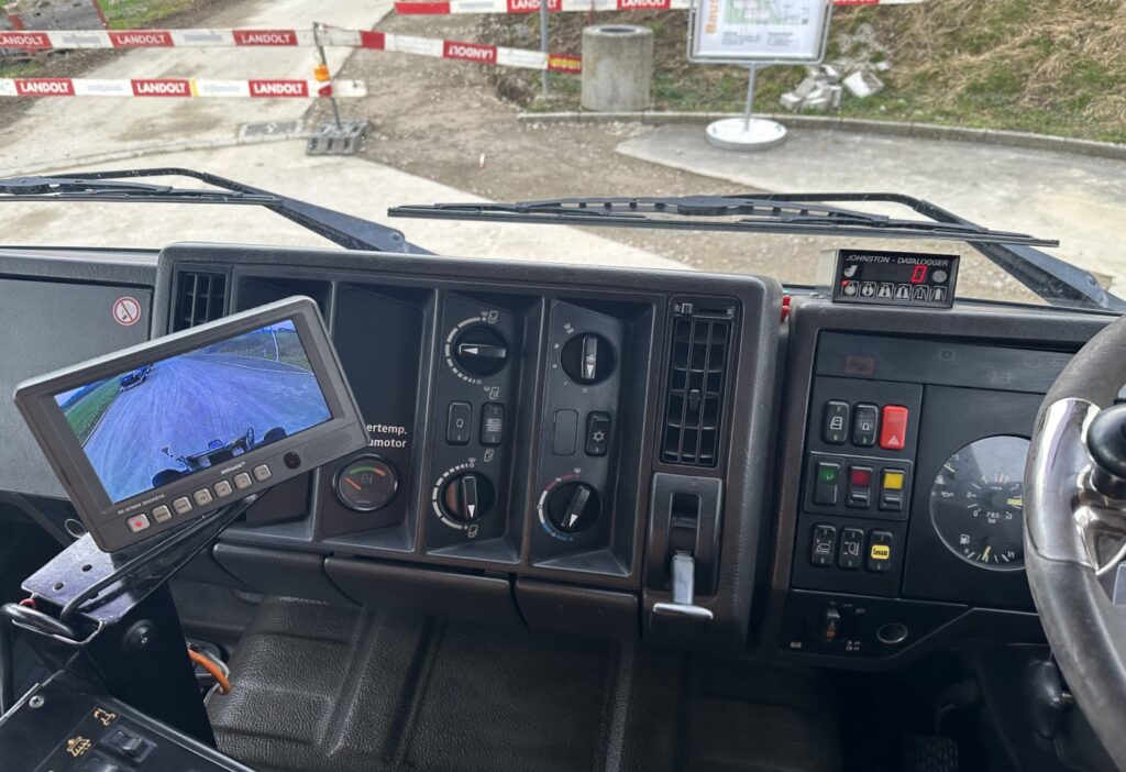 1998 MB-1827 4x2 Kehrmaschine