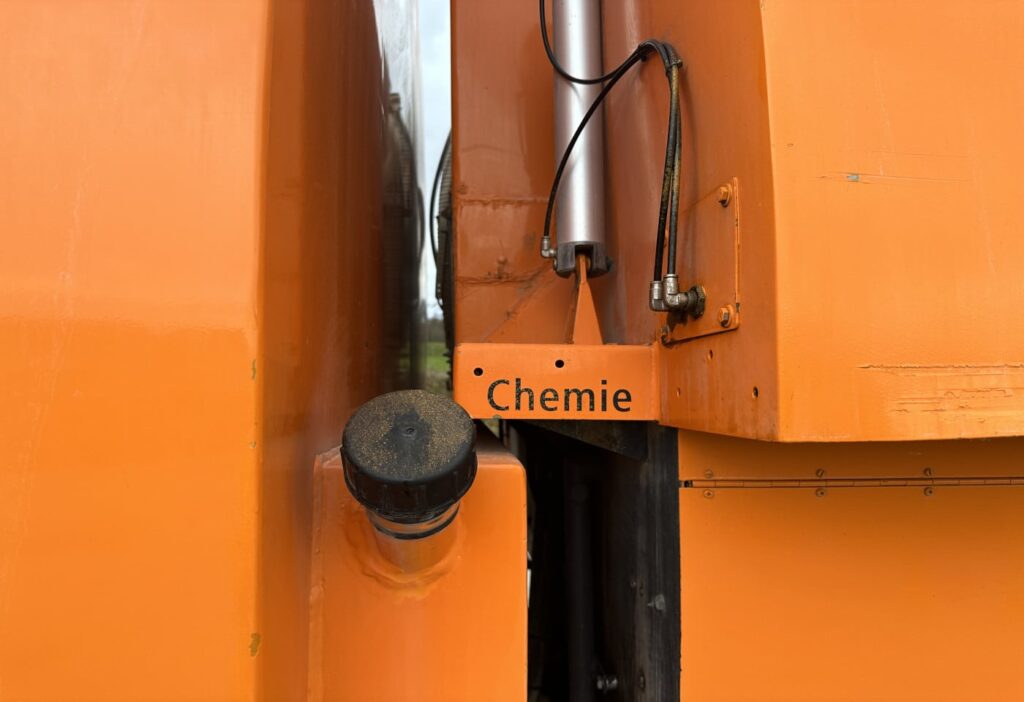 1998 MB-1827 4x2 Kehrmaschine