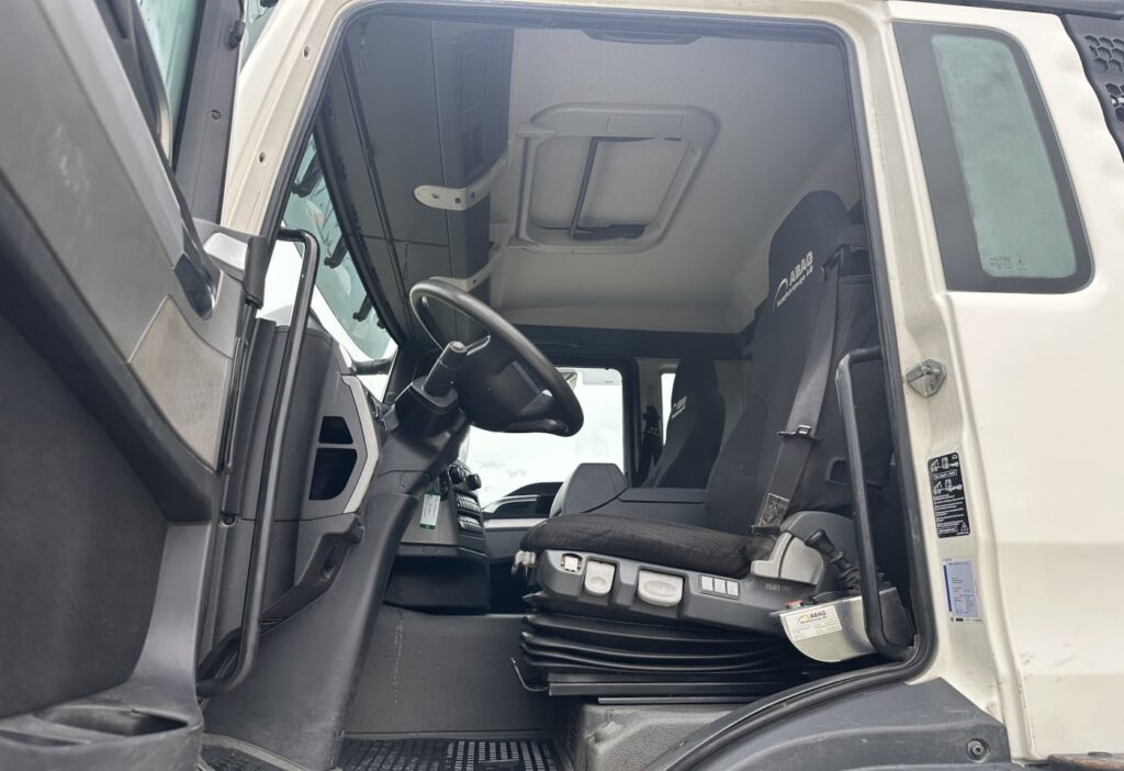 2015 MAN TGS 35.480 8x4 2-SK
