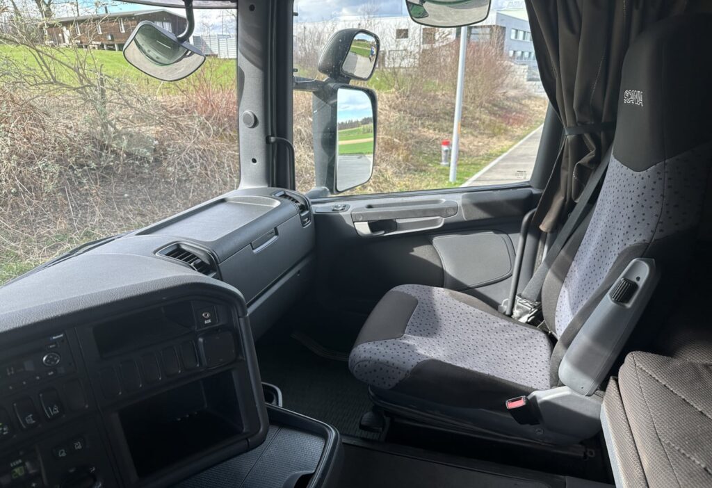 2012 Scania R480 6x2*4 Kühlkoffer / HB