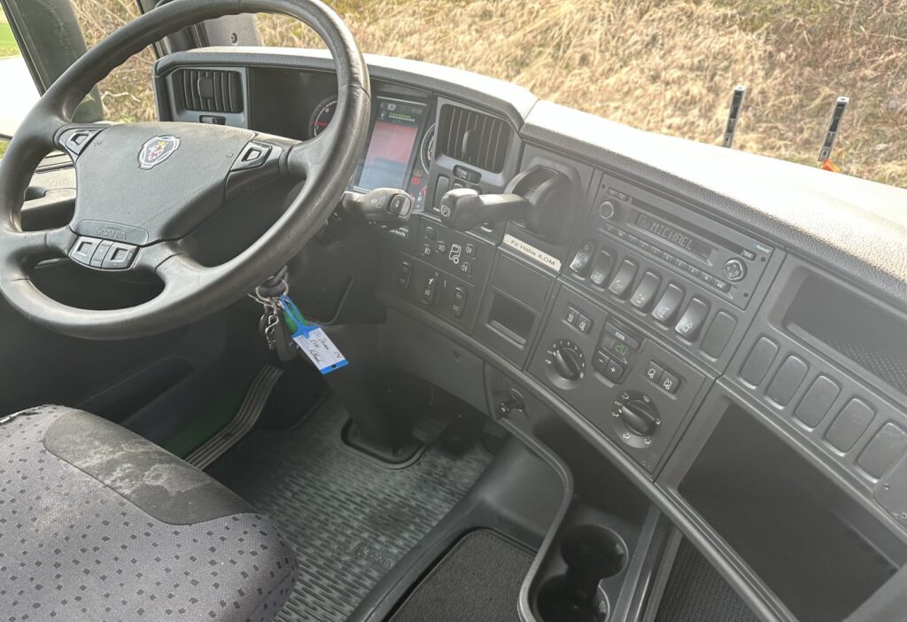 2012 Scania R480 6x2*4 Kühlkoffer / HB