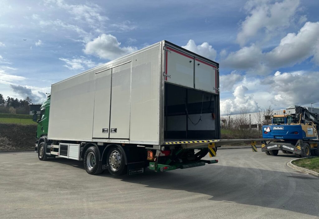 2012 Scania R480 6x2*4 Kühlkoffer / HB
