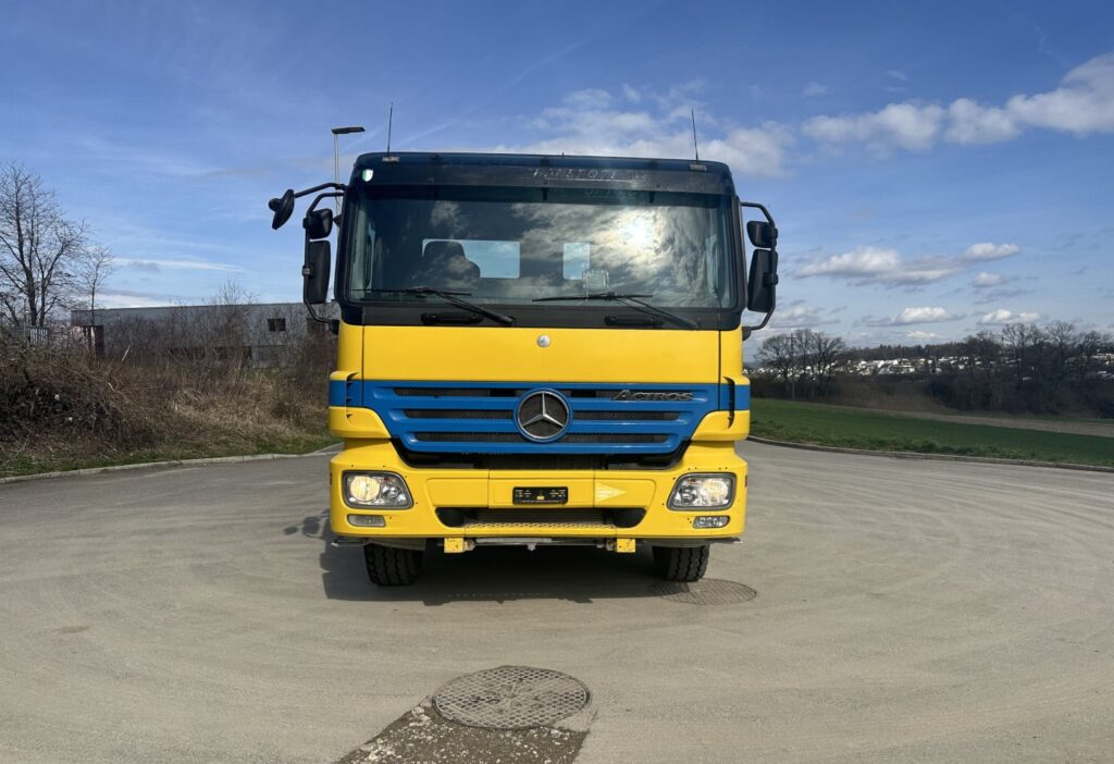 2006 MB-Actros 3244 8x4 Hakengerät