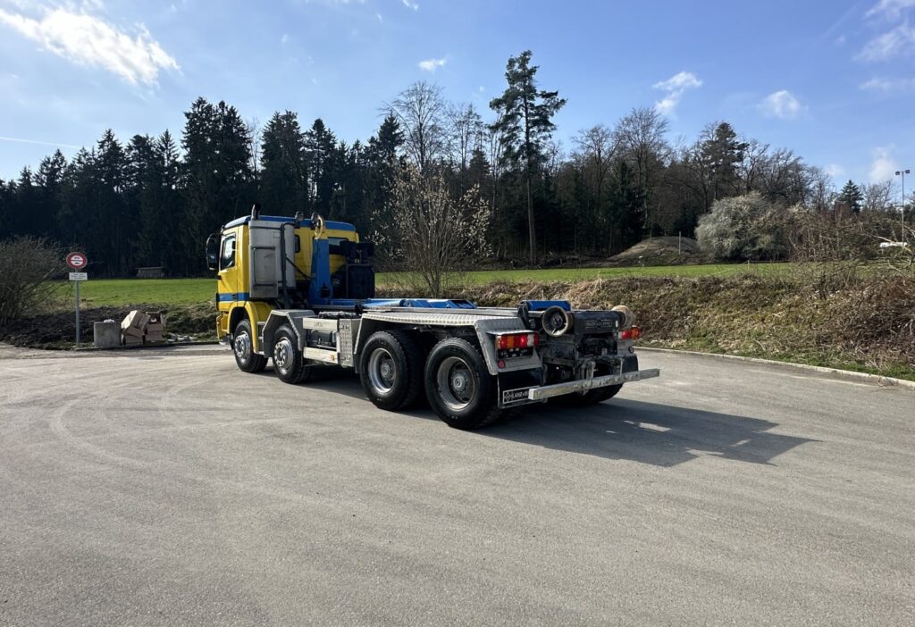 2006 MB-Actros 3244 8x4 Hakengerät