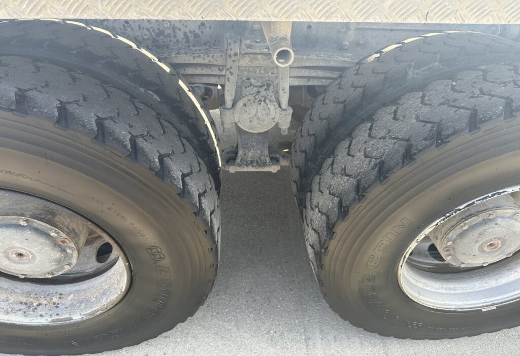 2006 MB-Actros 3244 8x4 Hakengerät
