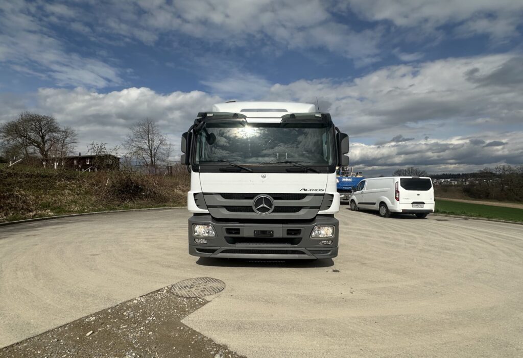 2013 MB-Actros2541 6x2 Chassis-Kabine / HB