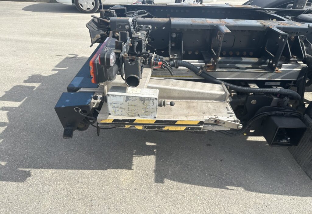 2013 MB-Actros2541 6x2 Chassis-Kabine / HB