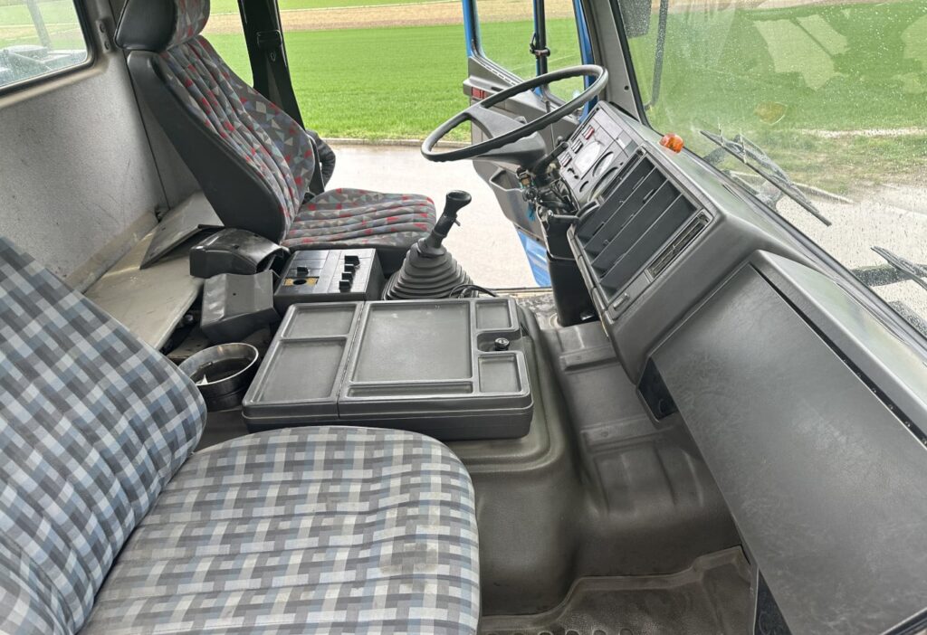1995 MB-2544 6x4/4 Kipper / Kran