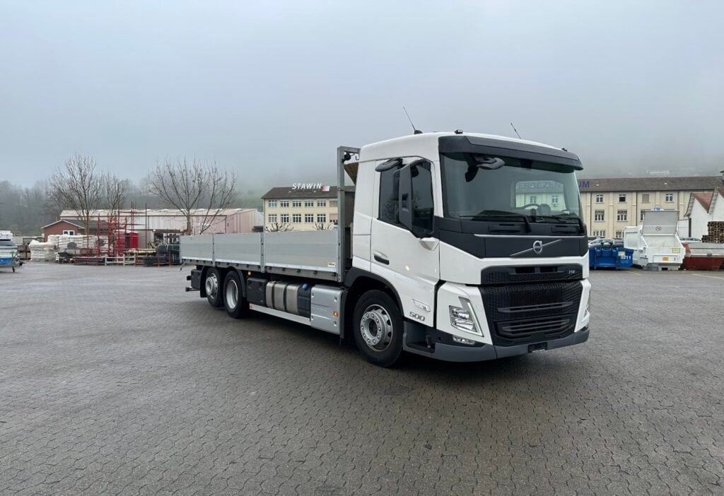 2023 Volvo FM-500 6x2R Brücke