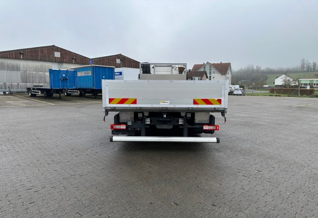2023 Volvo FM-500 6x2R Brücke