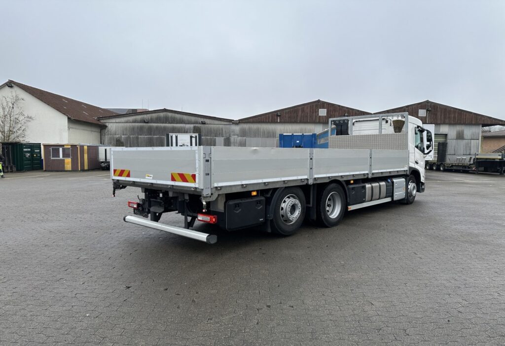 2023 Volvo FM-500 6x2R Brücke
