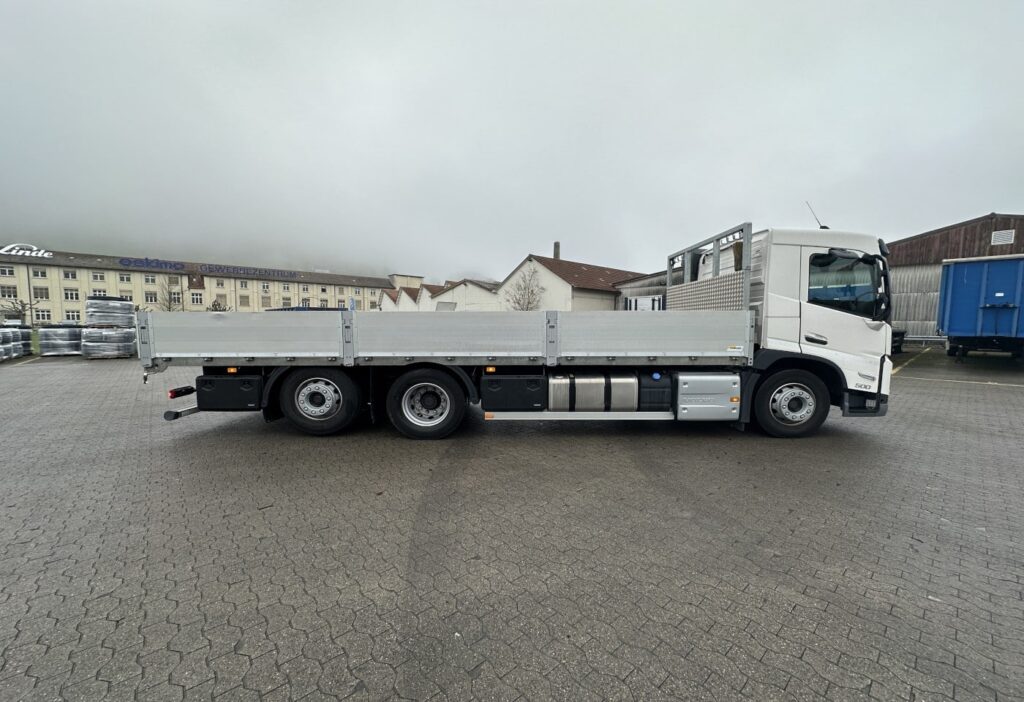 2023 Volvo FM-500 6x2R Brücke