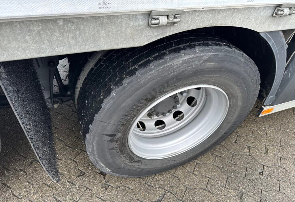 2023 Volvo FM-500 6x2R Brücke