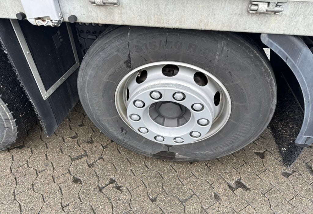 2023 Volvo FM-500 6x2R Brücke
