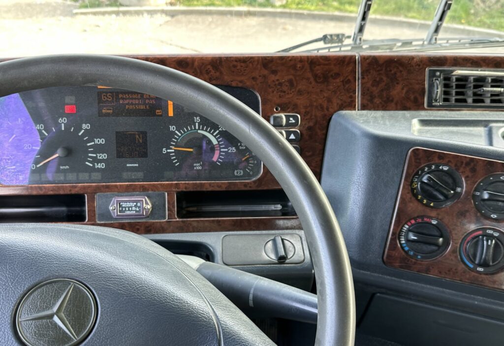 2001 Mercedes-Benz Actros 3235 8x4 SWS Betonmischer/Kipper