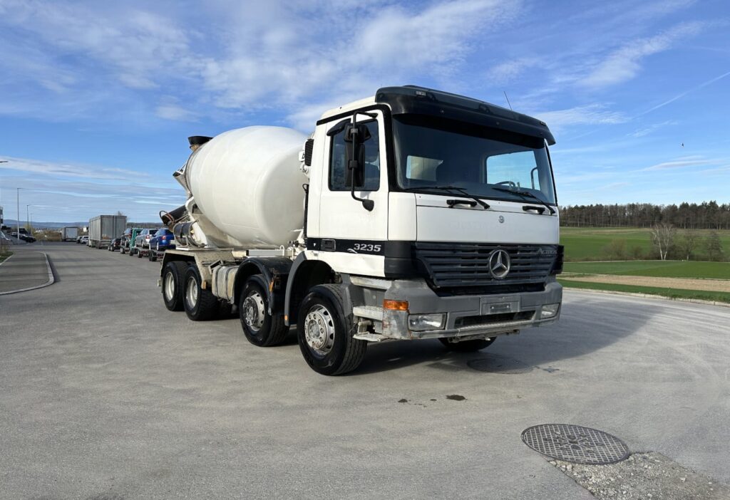 2001 Mercedes-Benz Actros 3235 8x4 SWS Betonmischer/Kipper