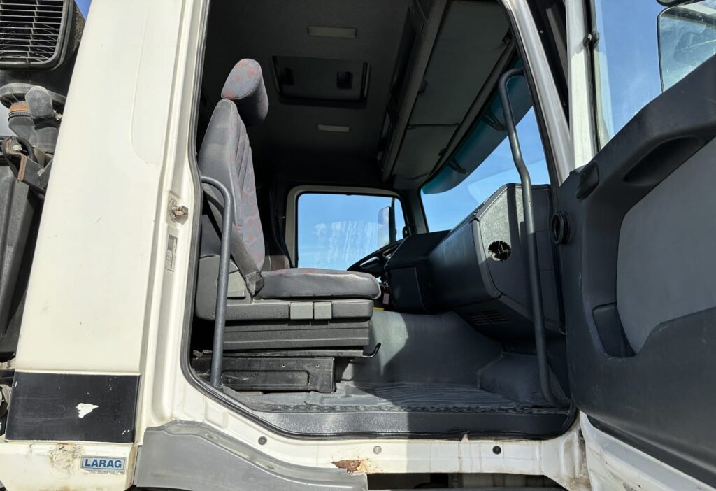 2001 Mercedes-Benz Actros 3235 8x4 SWS Betonmischer/Kipper