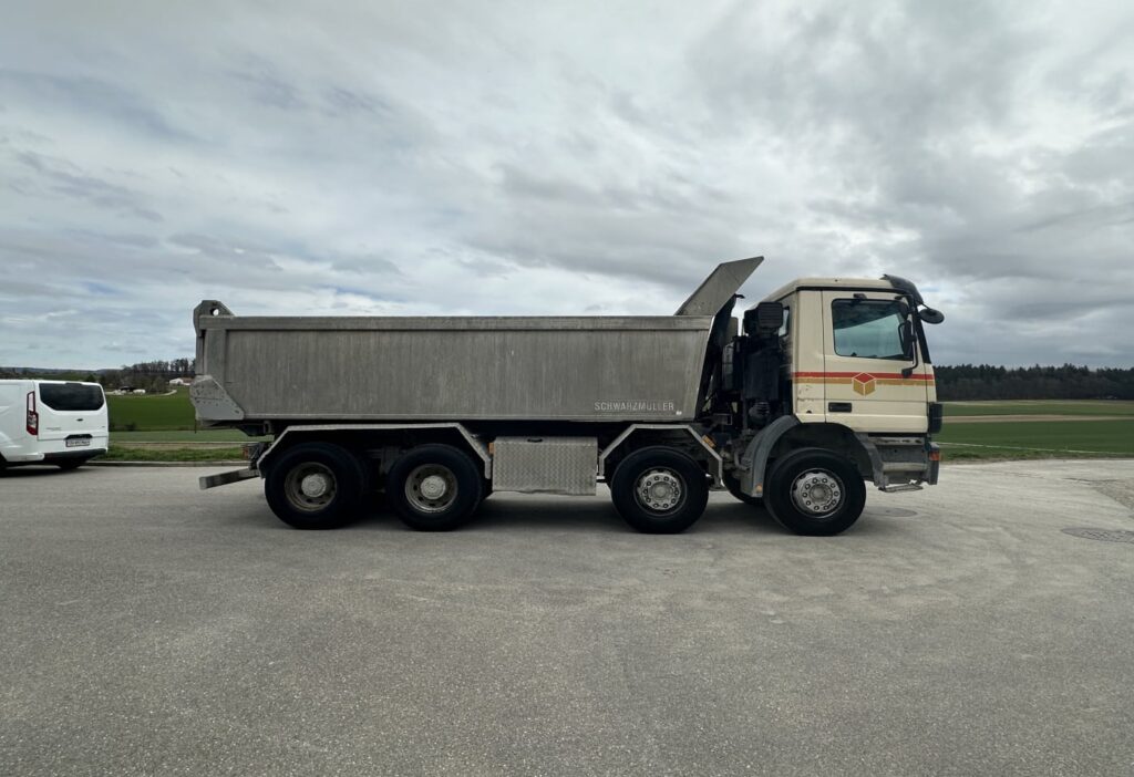 2001 Mercedes-Benz Actros 3243 8x4 SWS Kipper/Betonmischer