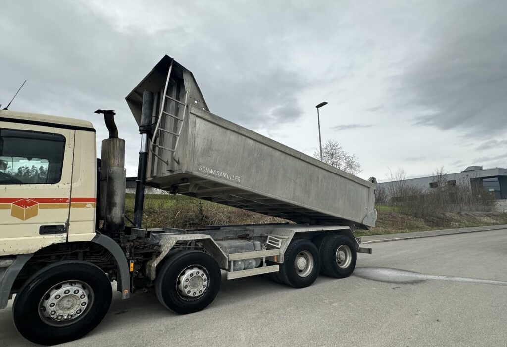 2001 Mercedes-Benz Actros 3243 8x4 SWS Kipper/Betonmischer