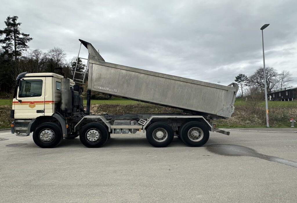 2001 Mercedes-Benz Actros 3243 8x4 SWS Kipper/Betonmischer