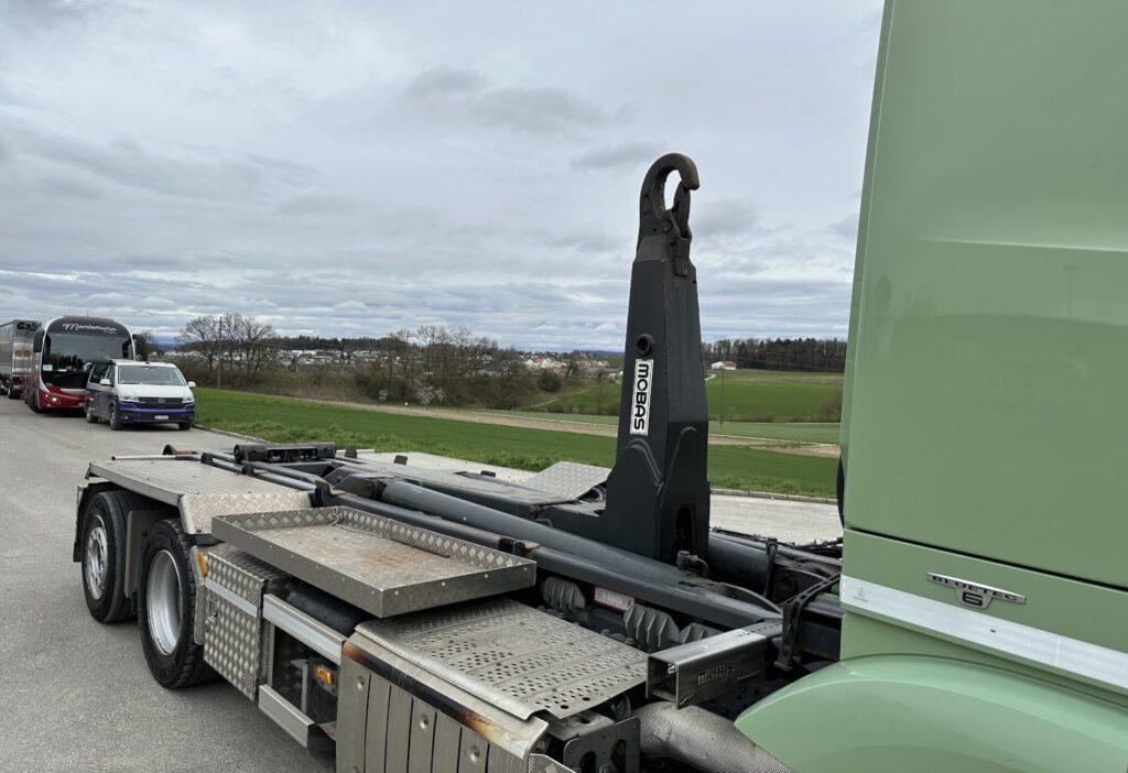 2014 Mercedes-Benz Antos 2543 6x2 SWS Kranbrücke/Hakengerät/Rampen