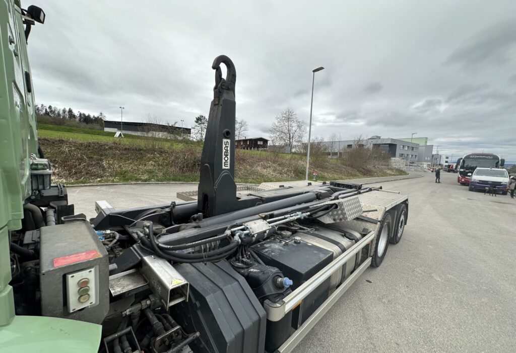 2014 Mercedes-Benz Antos 2543 6x2 SWS Kranbrücke/Hakengerät/Rampen