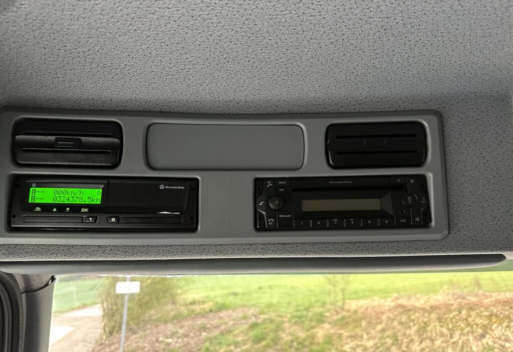 2010 Mercedes-Benz Atego 1022 4x2 Kühlkoffer mit HB