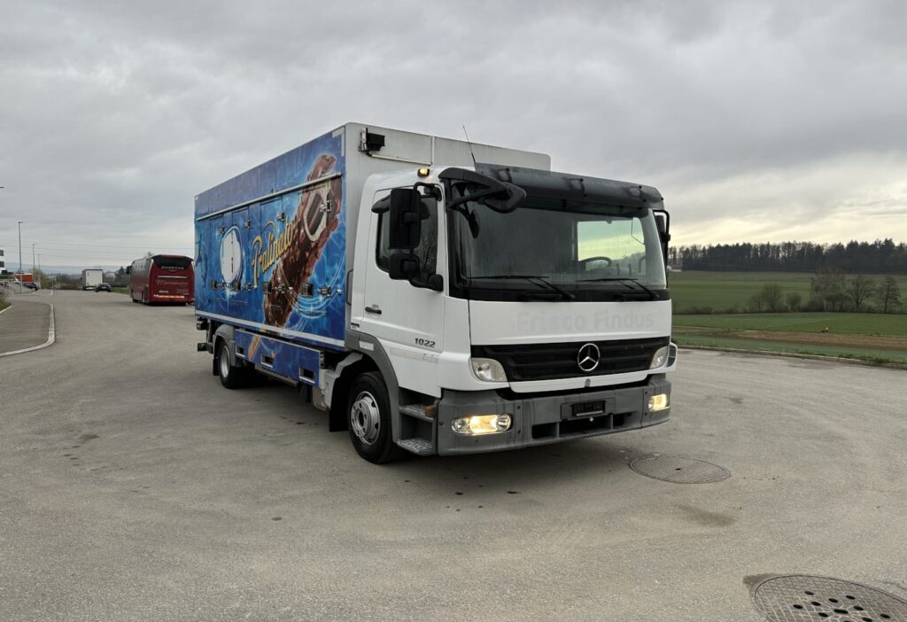 2010 Mercedes-Benz Atego 1022 4x2 Kühlkoffer mit HB