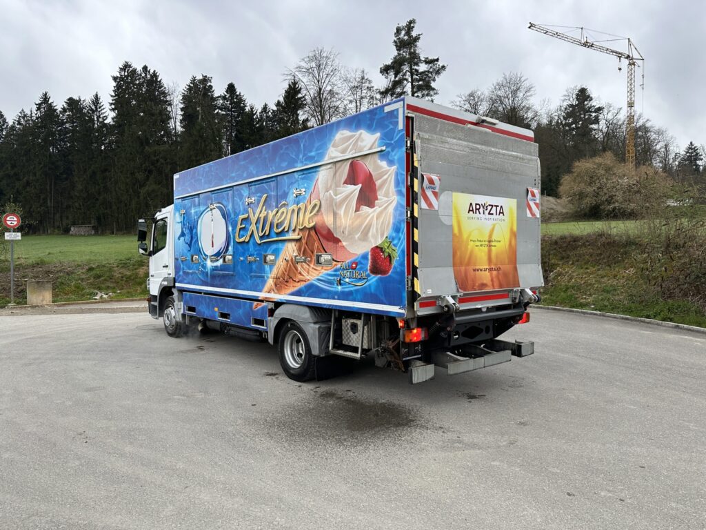 2010 Mercedes-Benz Atego 1022 4x2 Kühlkoffer mit HB