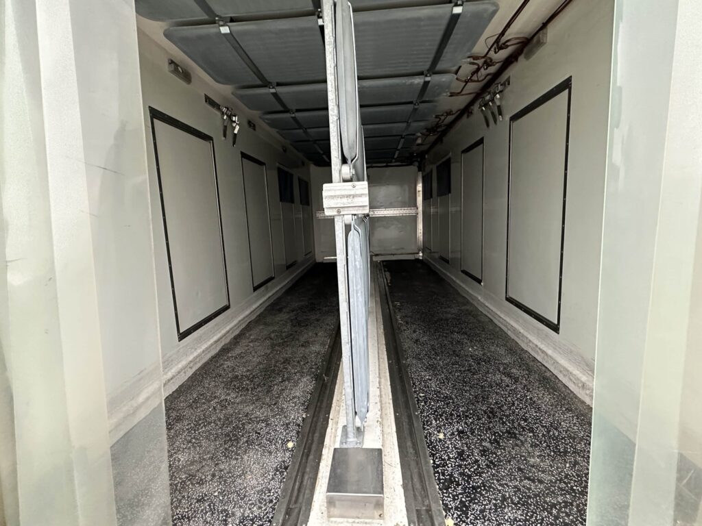 2010 Mercedes-Benz Atego 1022 4x2 Kühlkoffer mit HB