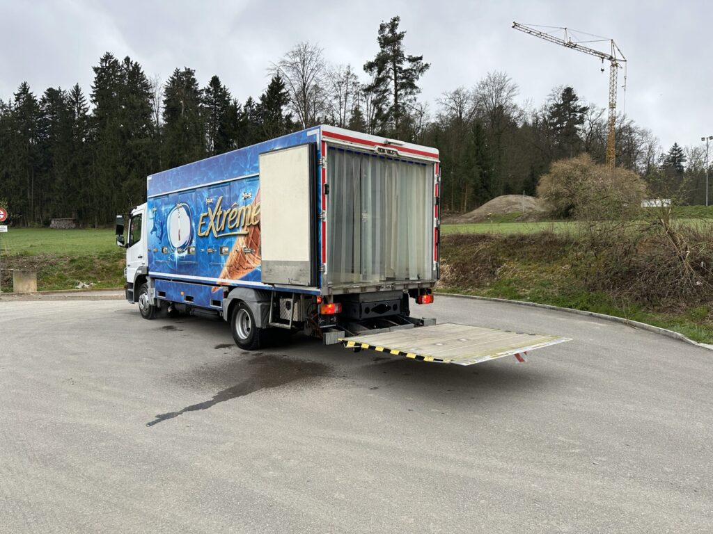 2010 Mercedes-Benz Atego 1022 4x2 Kühlkoffer mit HB