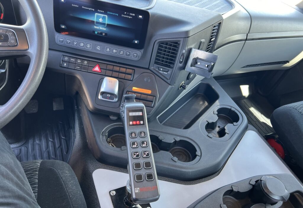 (D) 2021 MB-Actros 2546 6x2 Haken