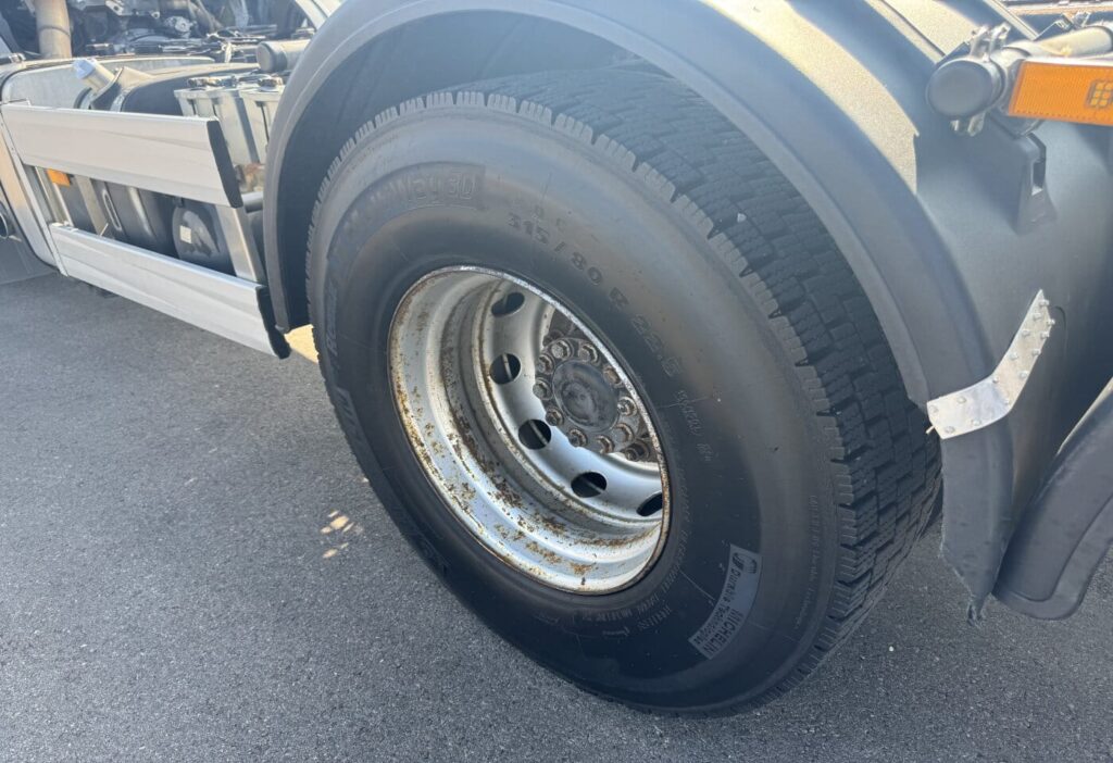 (D) 2006 Mercedes-Benz Actros 2544 Chassis-Kabine