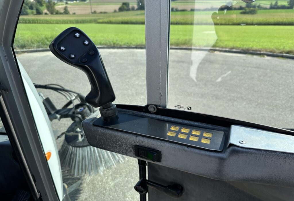 2010 Bucher City Cat 2020 Kehrmaschine