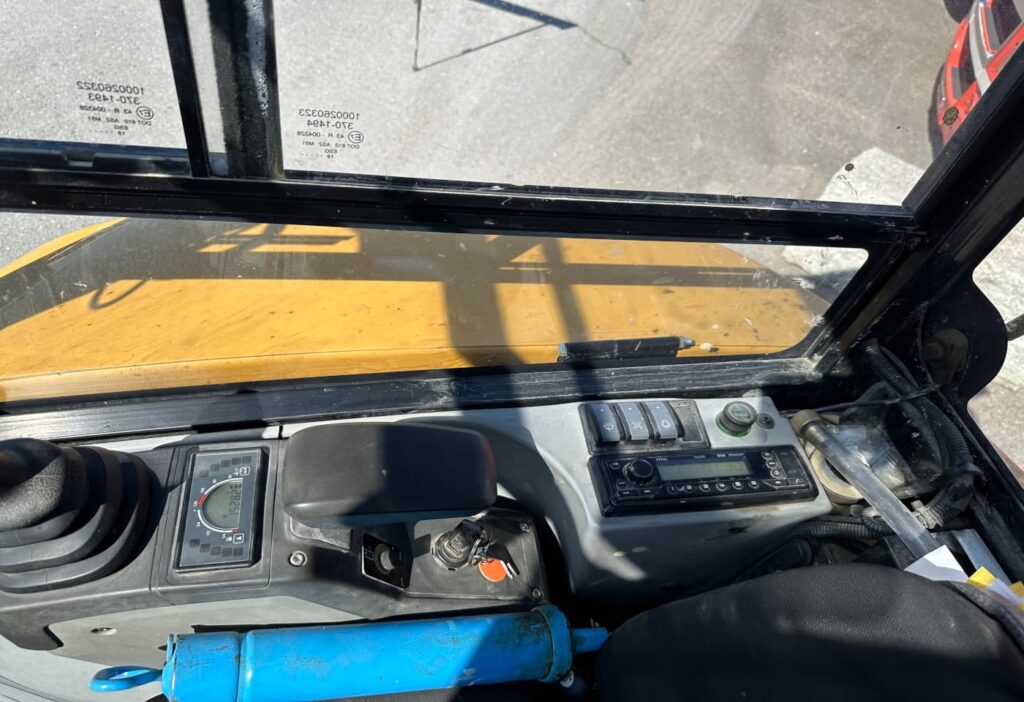 2019 Caterpillar 302.7D CR Minibagger