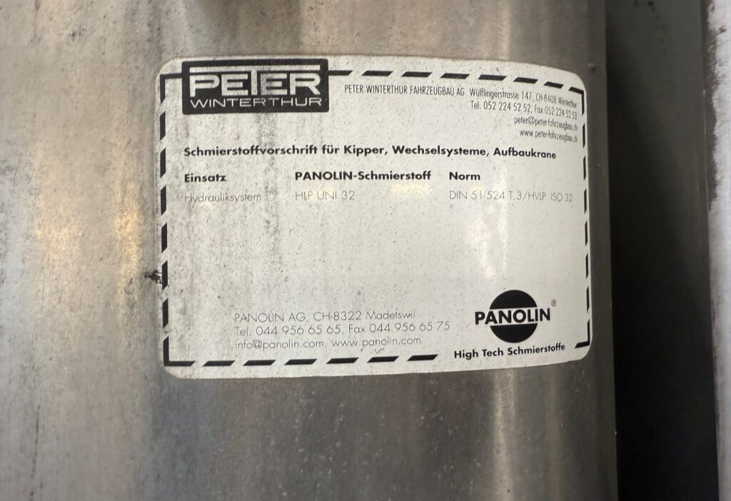 2011 Peter Betonsilo isoliert mit Deckel
