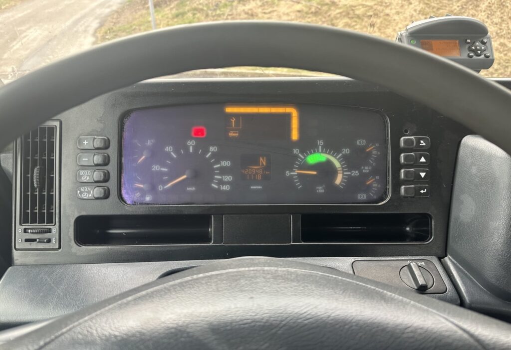 2000 mercedes-Benz Actros 1835-Welaki