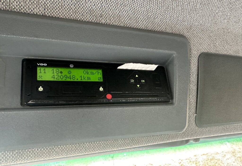 2000 mercedes-Benz Actros 1835-Welaki
