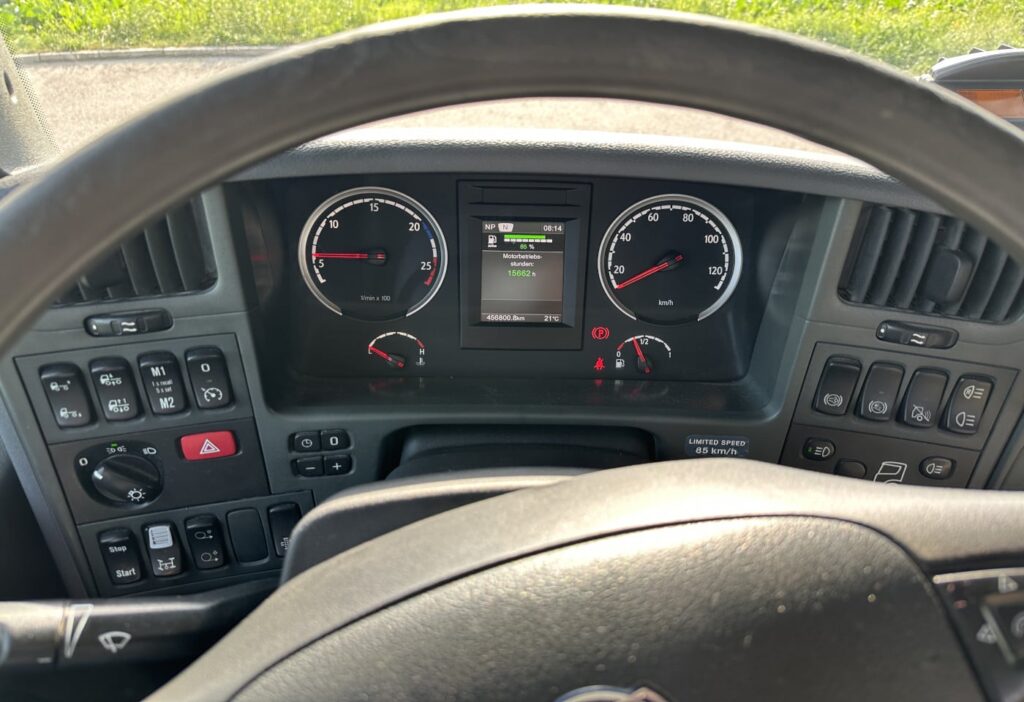 2015 Scania P280 Trösch Welaki