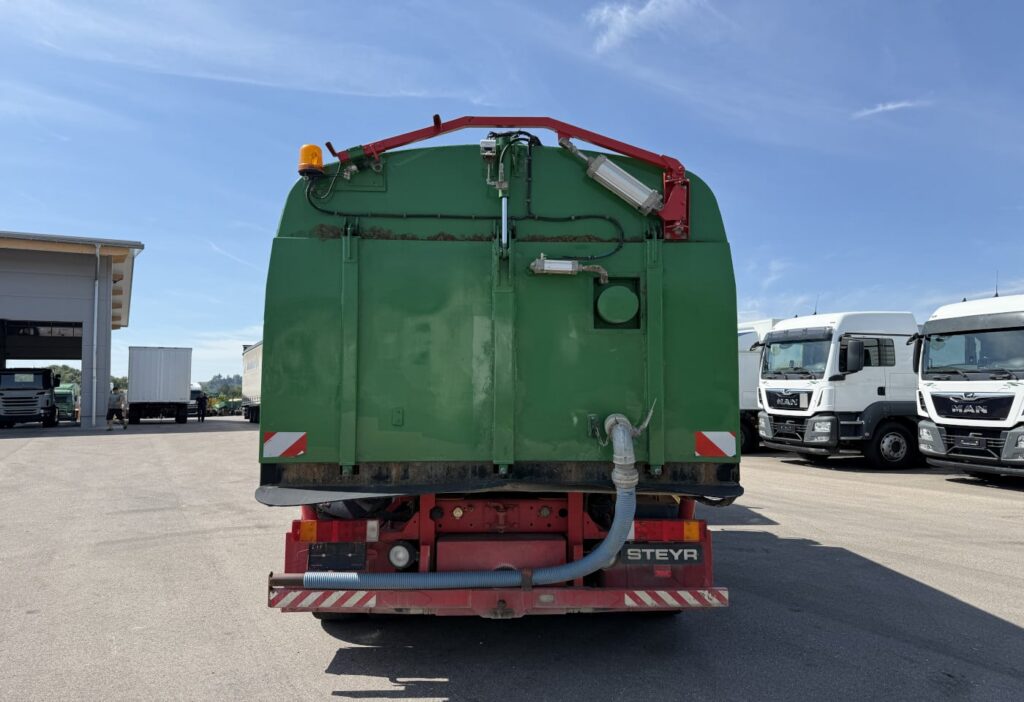 2002 Steyr 18.285 M39 Kehrmaschine