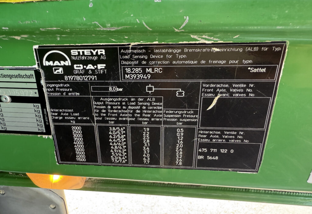 2002 Steyr 18.285 M39 Kehrmaschine