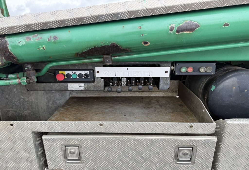2009 MAN TGM 18.340 Gigant 16T