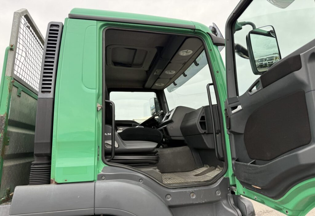 2009 MAN TGM 18.340 Gigant 16T